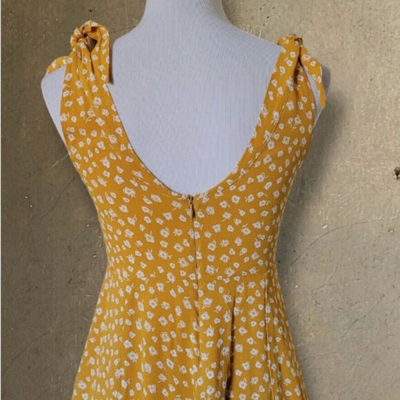 Reformation Nola Mini Dress NWT - Picture 5 of 6